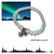 Load image into Gallery viewer, "Northern Lights" Shimmering Glass Beads Stretch Bracelet