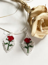 Load image into Gallery viewer, PRE-ORDER SINGLE SHORT-STEM ROSE FRINGE EARRINGS