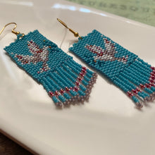 Load image into Gallery viewer, Fringed Peace Dove