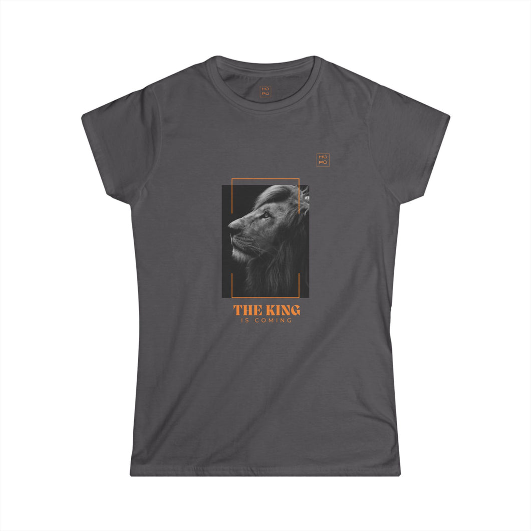 The King is Coming, Daniel 7:14 Bible Verse - Women's Softstyle Tee